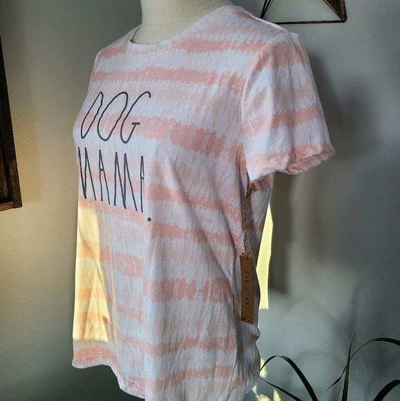 Sold NWT Rae Dunn 'DOG MAMA' Striped Dyed T-shirt - Size Medium - Picture 3 of 9
